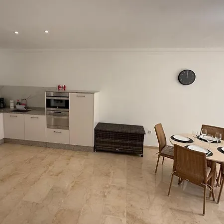 Tualto Apartamento Estepona